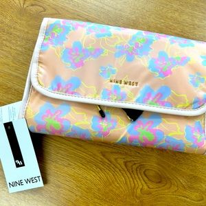 Nine West Hanging Organizer